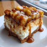 apple cheesecake bars - Tasty